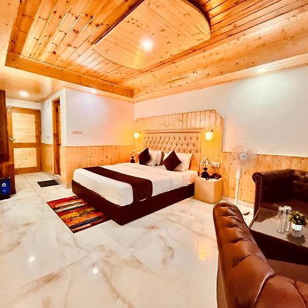 Himalayan Hill Queen Resort, Manali M98160-43400 エクステリア 写真