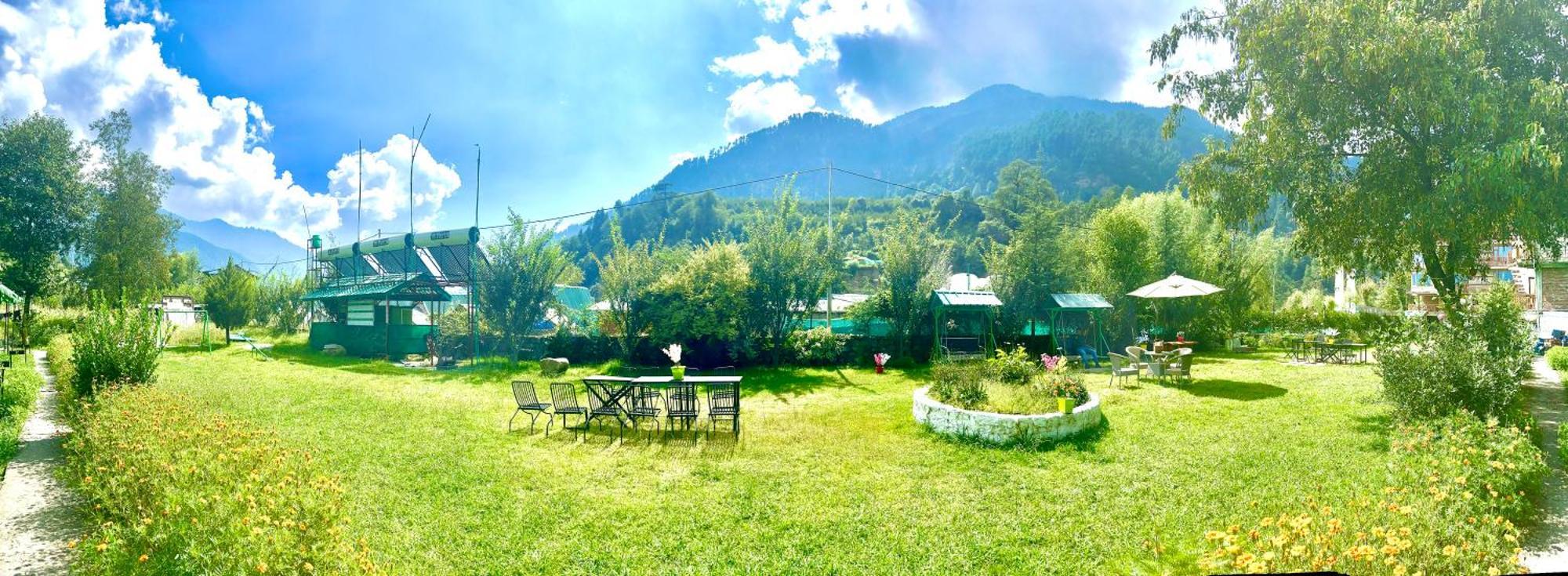 Himalayan Hill Queen Resort, Manali M98160-43400 エクステリア 写真