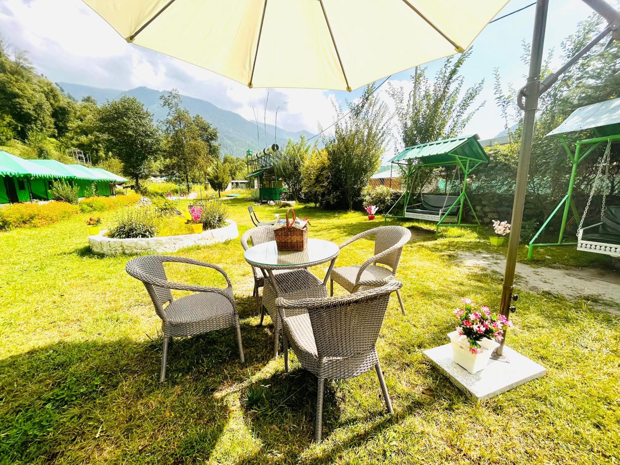 Himalayan Hill Queen Resort, Manali M98160-43400 エクステリア 写真