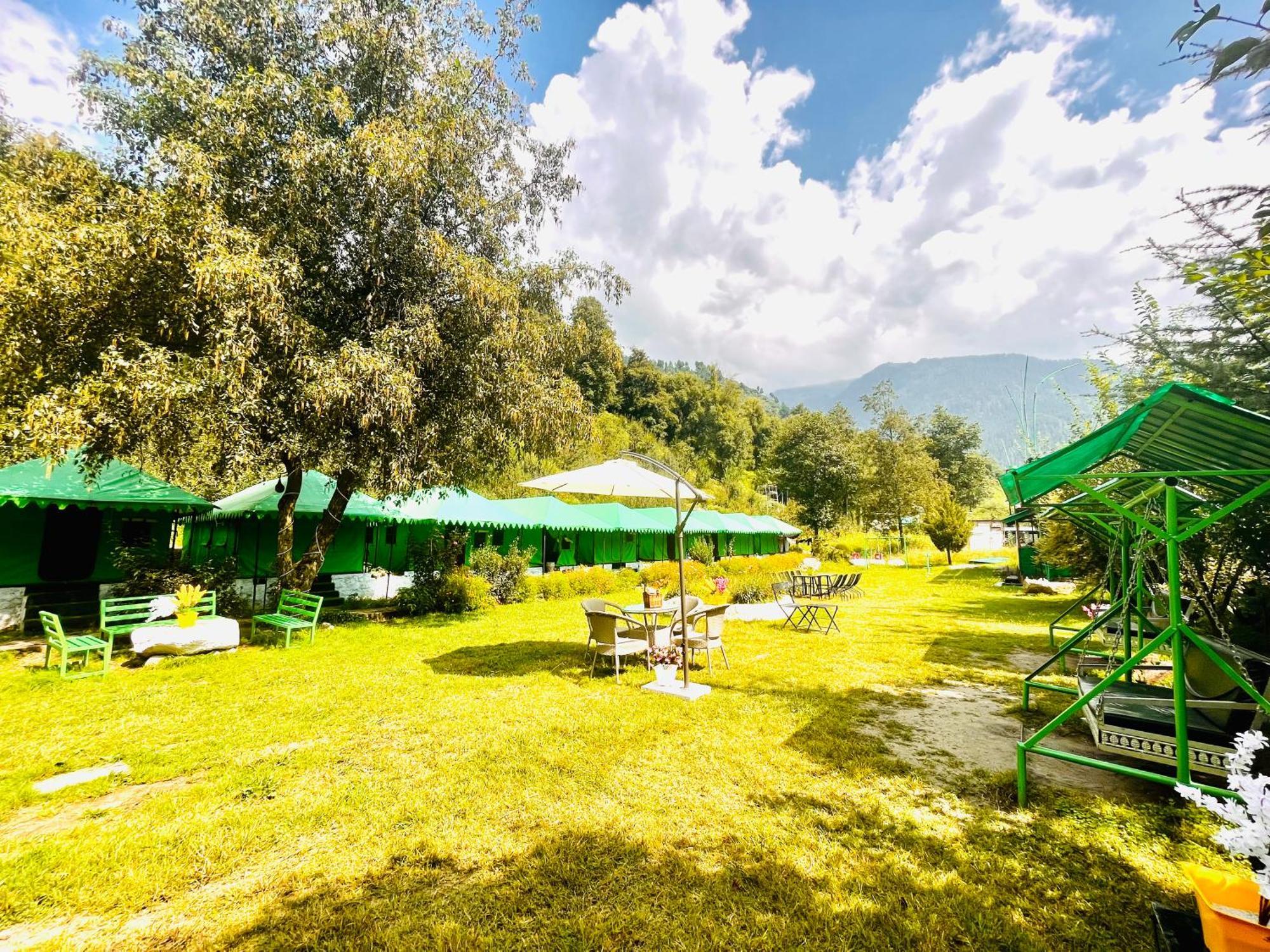 Himalayan Hill Queen Resort, Manali M98160-43400 エクステリア 写真